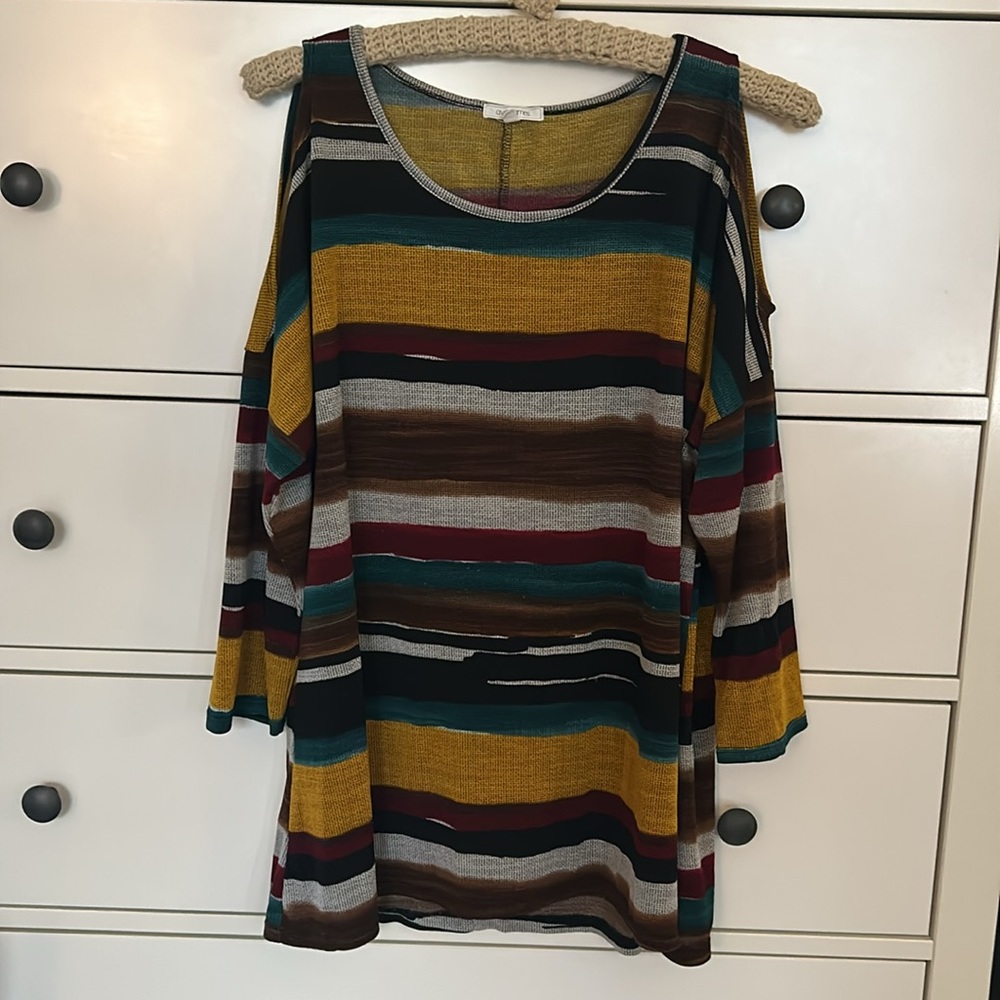 Women’s blouse